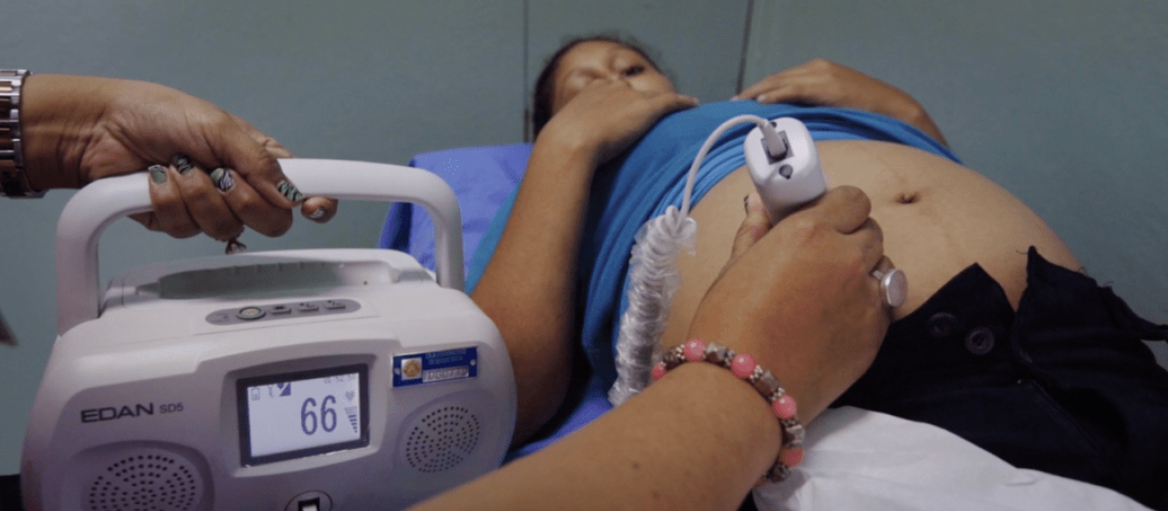 Embarazo adolescente en Costa Rica se redujo a la mitad en 19 años